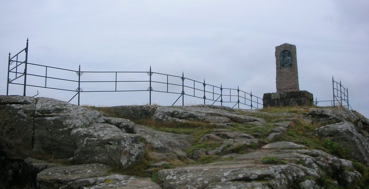 Diverso Tempore Diversa Fata: The Rantzau Monument's Twisted Memory