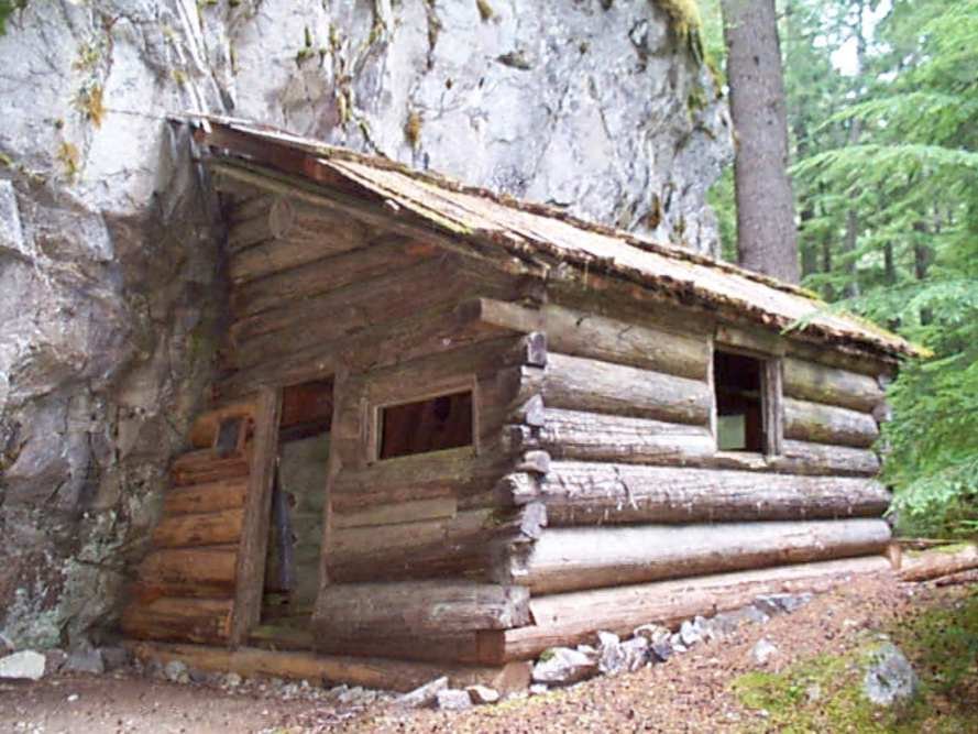 John Dayo's Weird Shack: A skinny 3-sided shack hanging off a cliff in North
