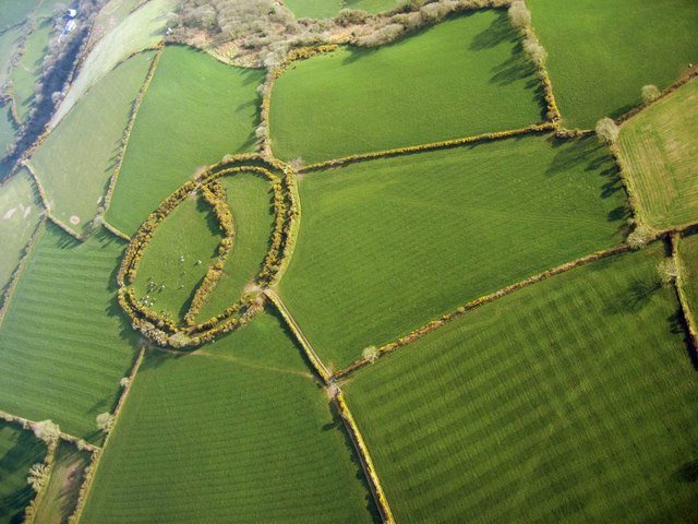 Iron Age hillfort: Strategy, settlement, and stunning views from Castell Mawr