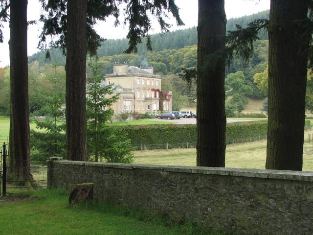 Carolside House, a 366-acre Sanctuary of Pre-1900 Gallica Roses