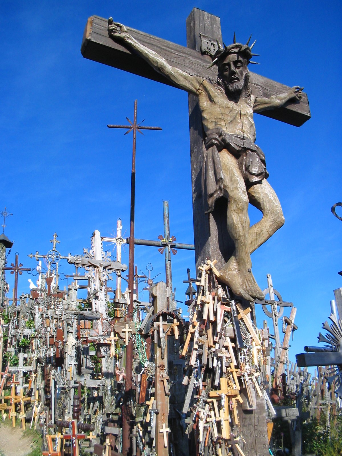 The silent site of resistance: Hill of Crosses