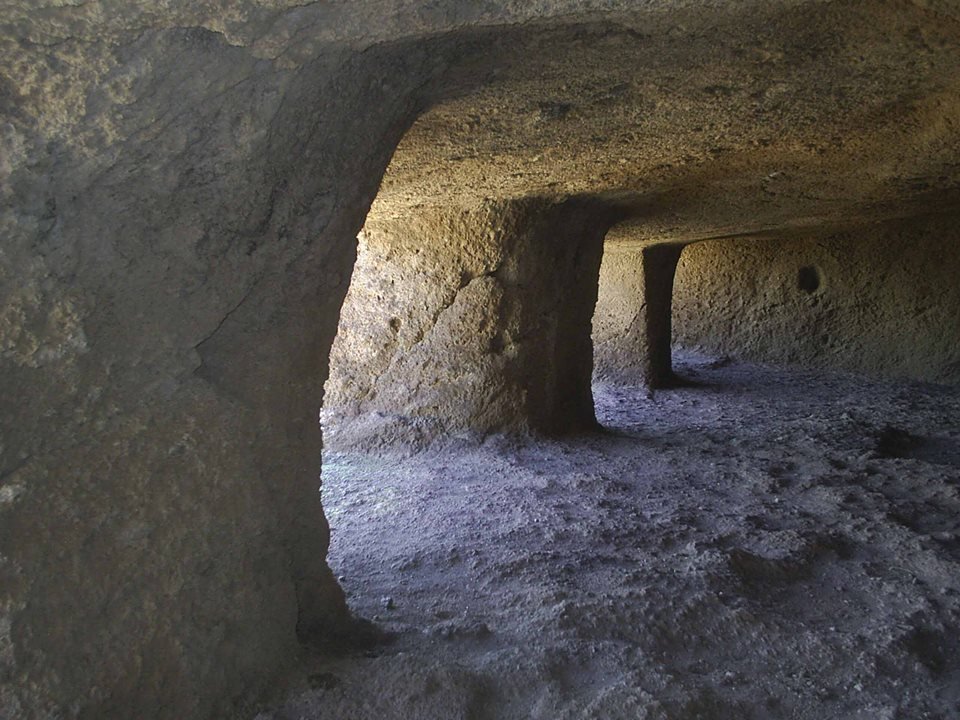 The Enchanted Valley's Secret: The Four Doors of the Ancient Guanches, Beneath