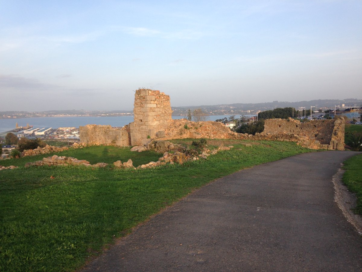 Unveil the Enigma Surrounding the 16th-Century Castle of Eiris in A Coruña,
