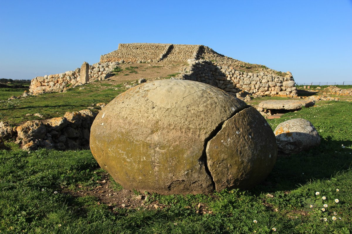 A 4,000-year-old Mesopotamian-like structure in northern Sardinia