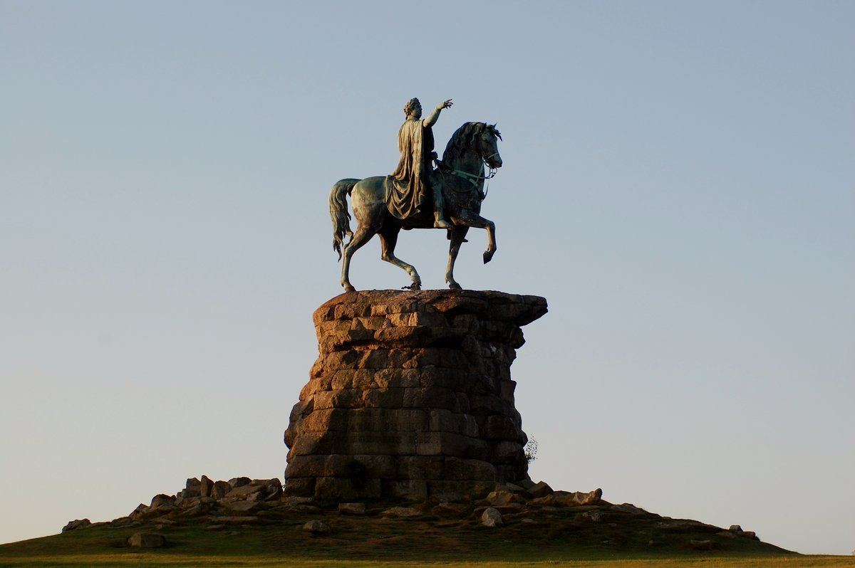 George III's Stately Roman Equestrian Statue: The Copper Horse at the Eastern