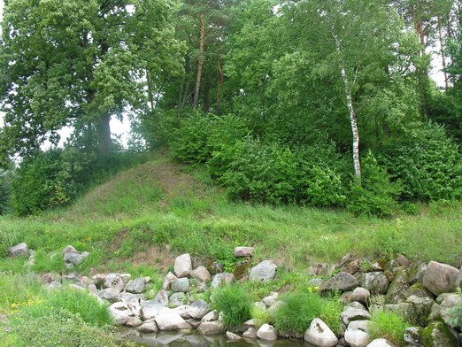 Griežė's Earthen Hillfort: A 1300-Year-Old Warrior's Fortress
