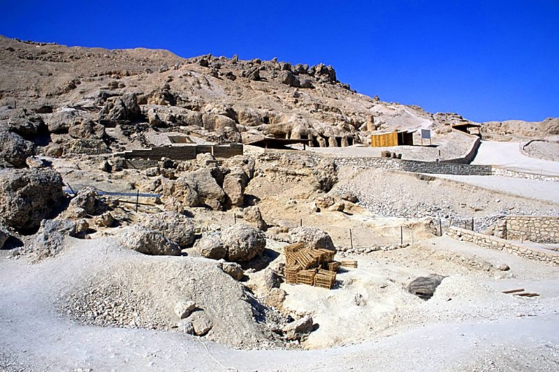 Whispers of the Pharaohs: A Dreamy Sojourn Through Egypt's Enigmatic Valley