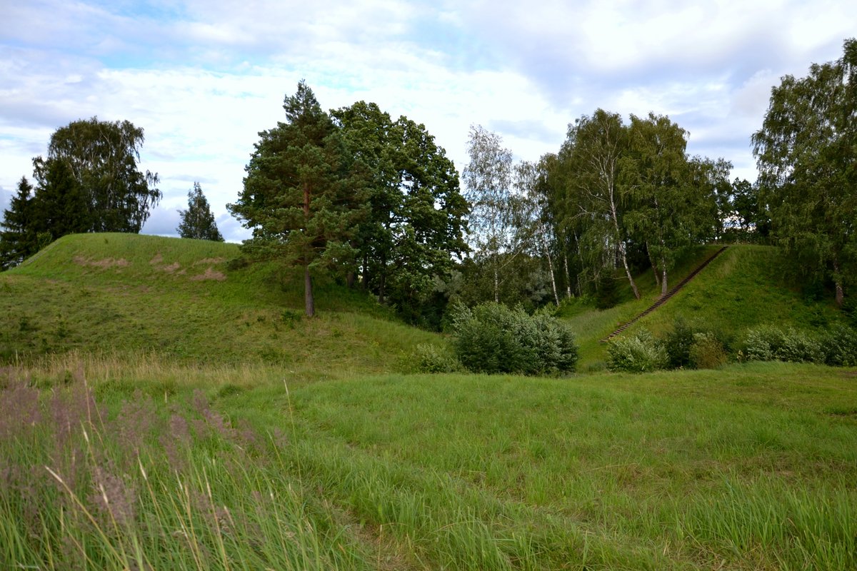 Narkūnai hillfort