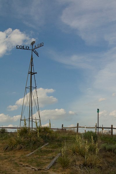 The Triangular Grub of Three States: A Windmill Mislead