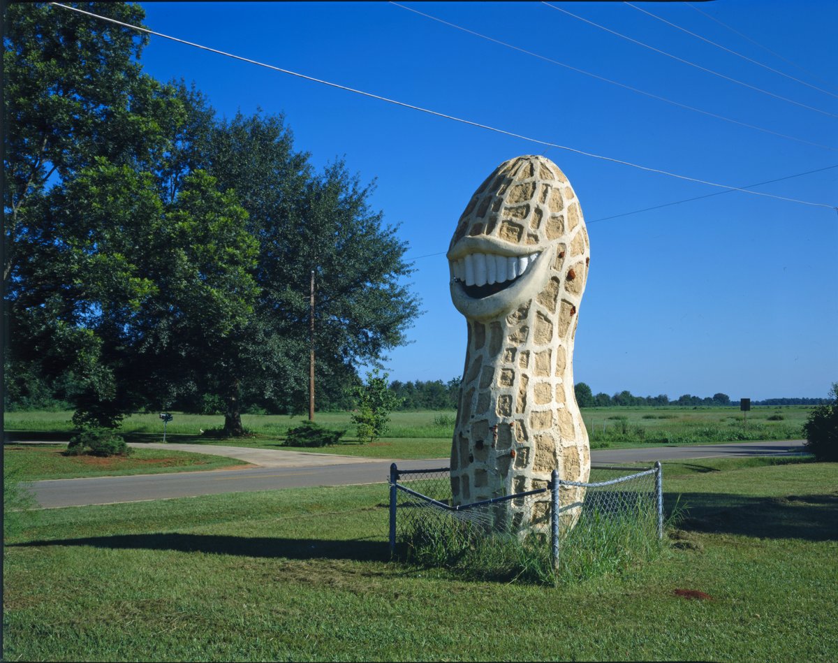 Grinning Giant of Peanuts, North Plains, Georgia