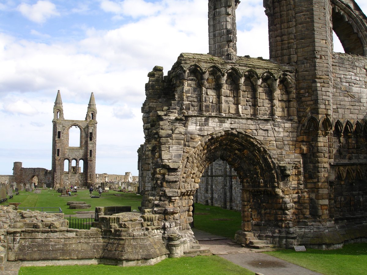 The eerie tomb of the largest medieval church in Scotland: St Andrews