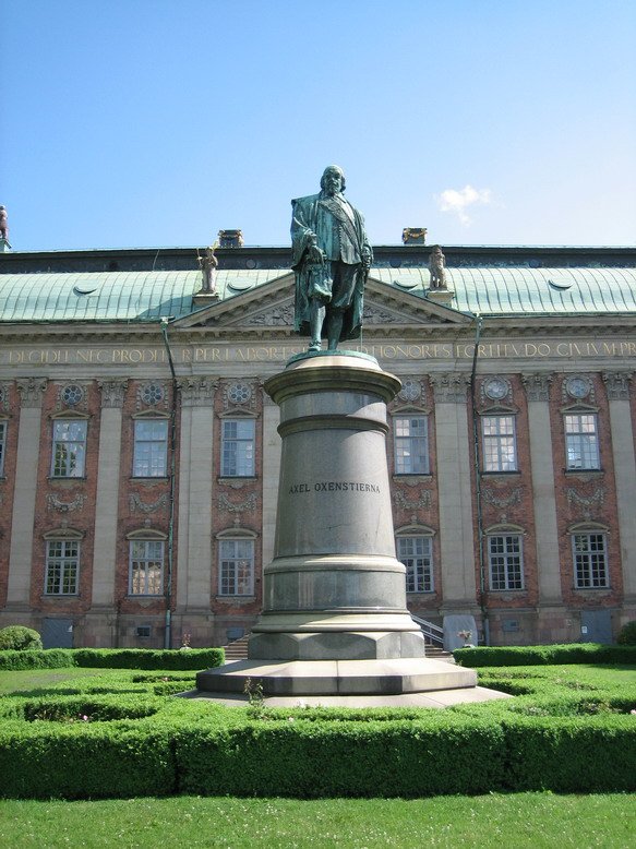 Axel Oxenstierna: 17th Century Statesman in Bronze - The Statue Unveiled in
