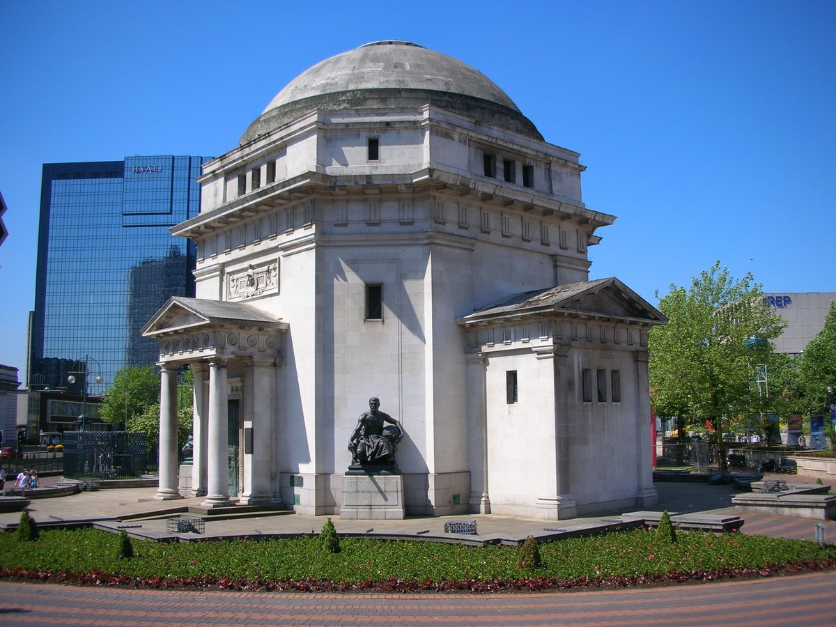 Birmingham's Silver Screen War Memorial: The Hall of Memory in the Limelight