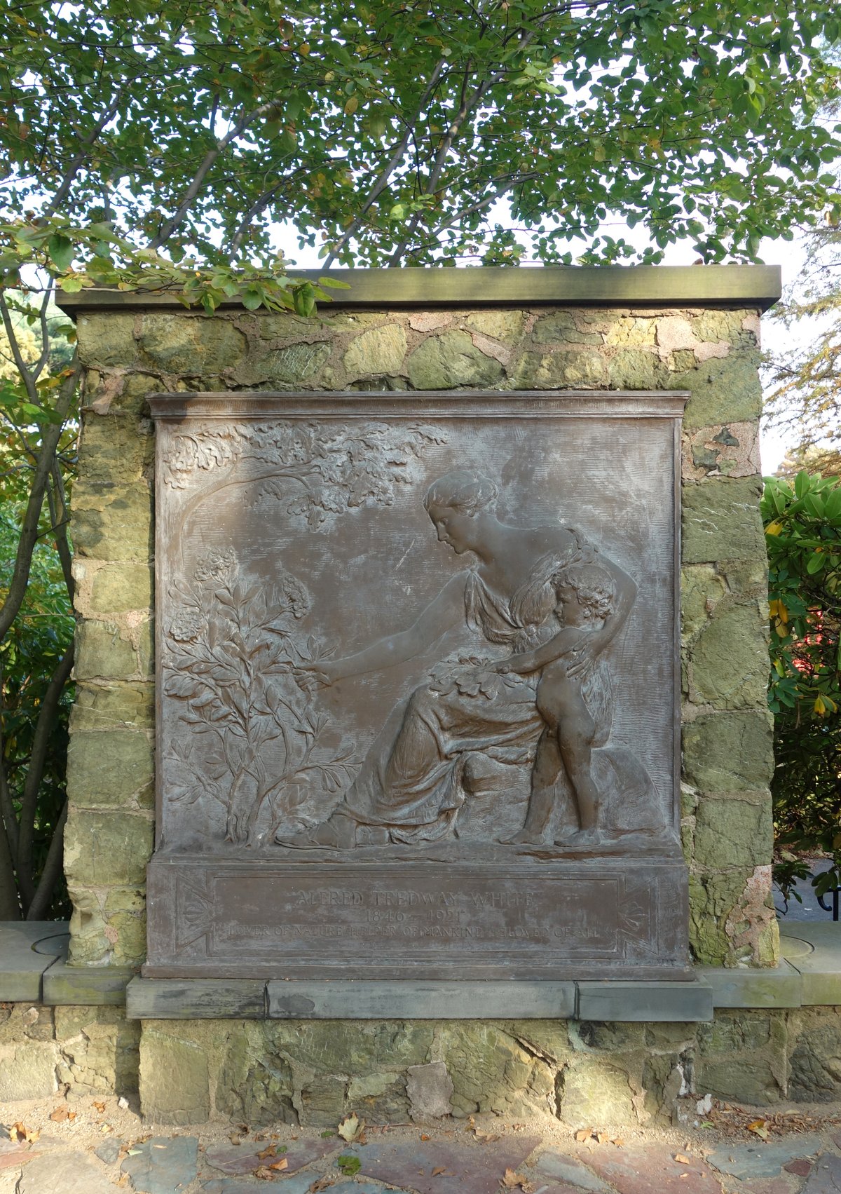 The Alfred Tredway White Memorial: A Heartfelt Tribute Within Brooklyn's