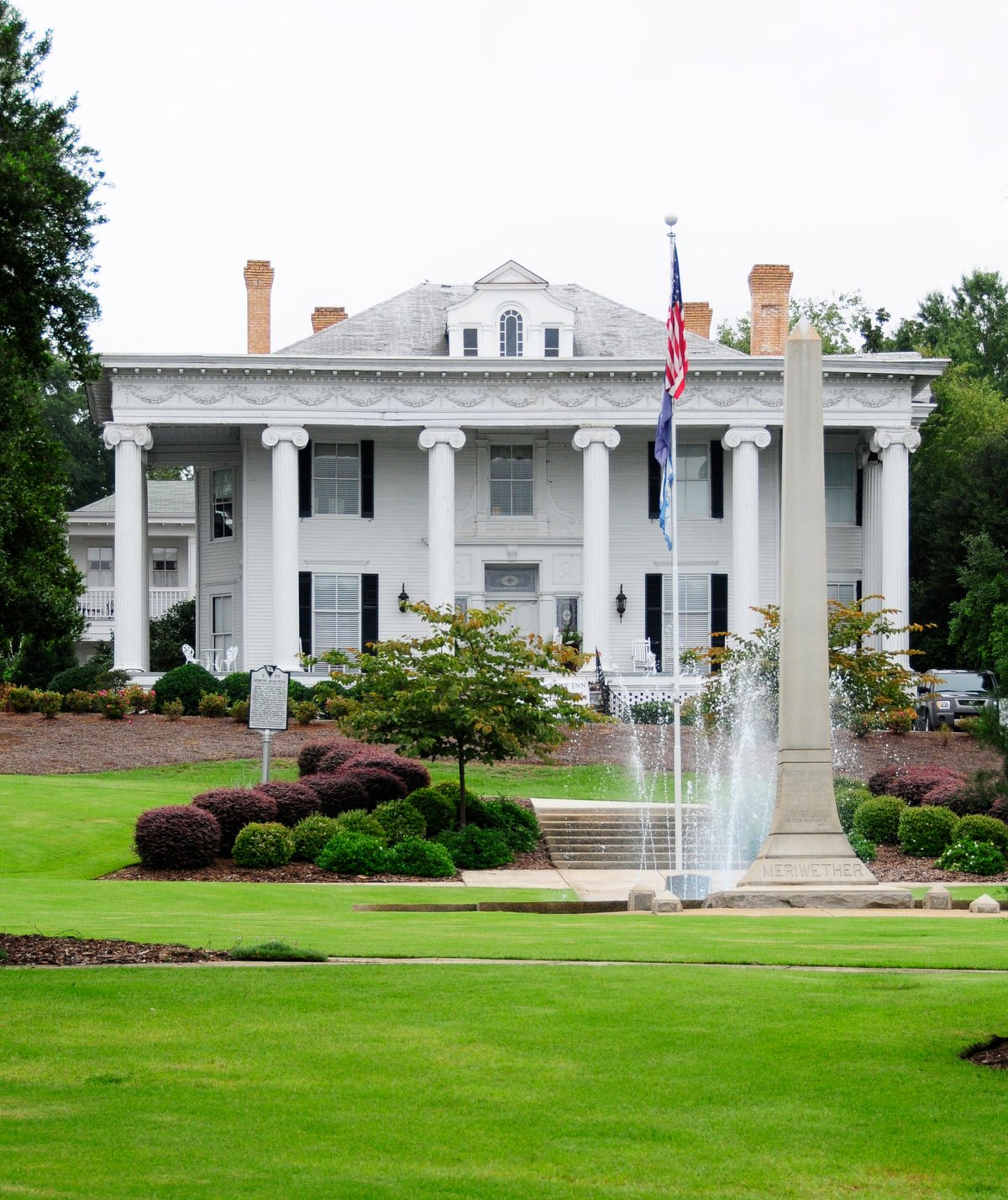 The 23-Foot Phantom Effigy of Lone White Hamburg Casualty in Calhoun Park