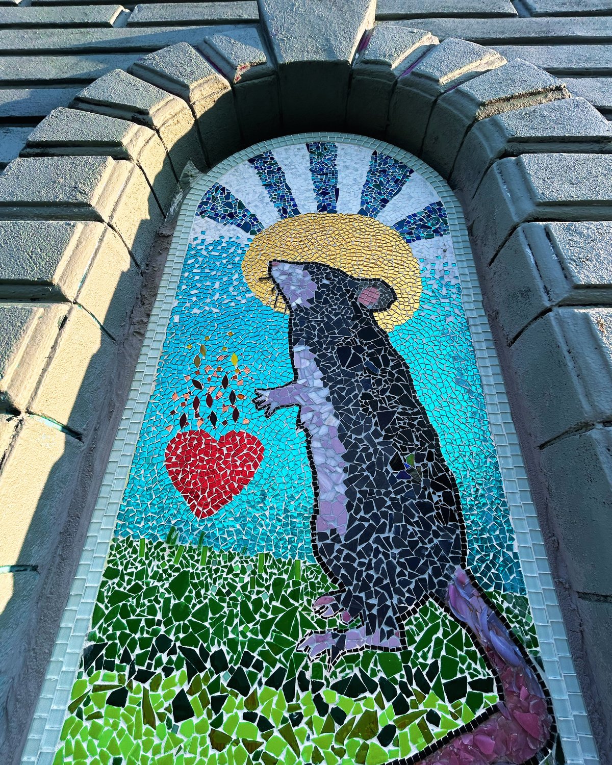 Three Rat Murals Haunt Capitol Hill